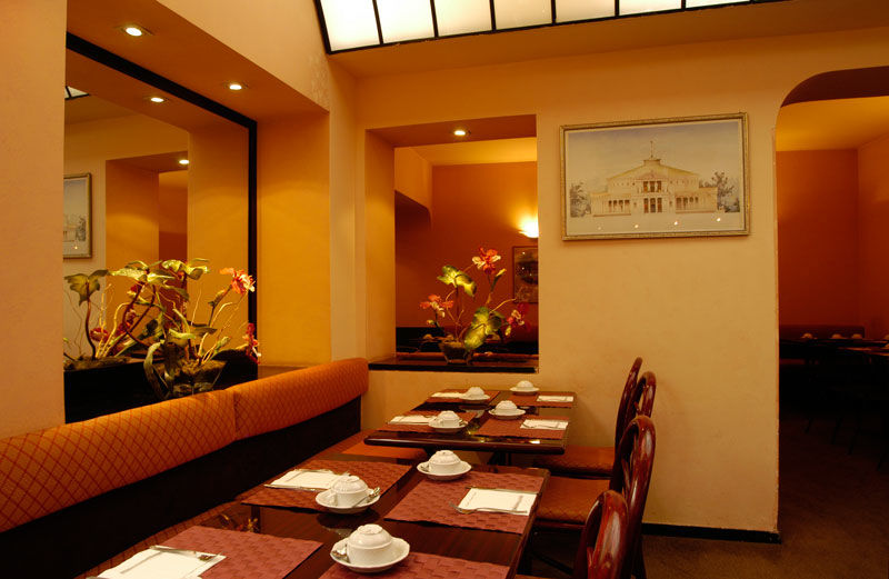 Accademia Hotel 3*