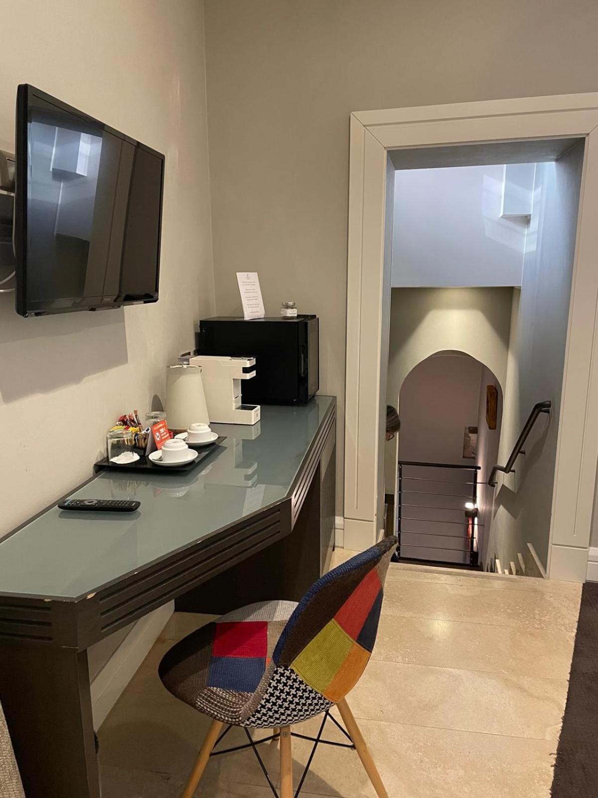 Accademia Hotel